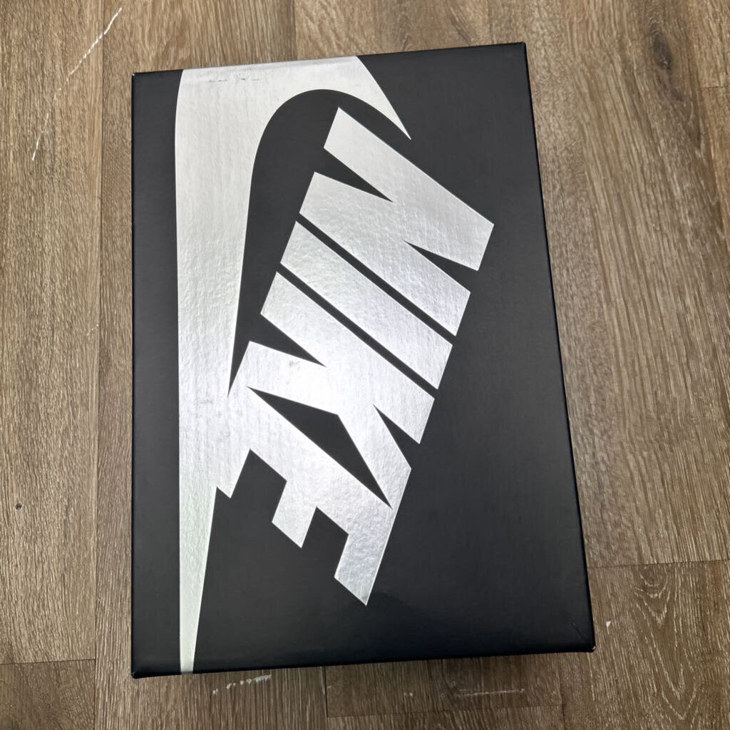 New Nike AF1 Black Grey White Patent Syna Sz.9