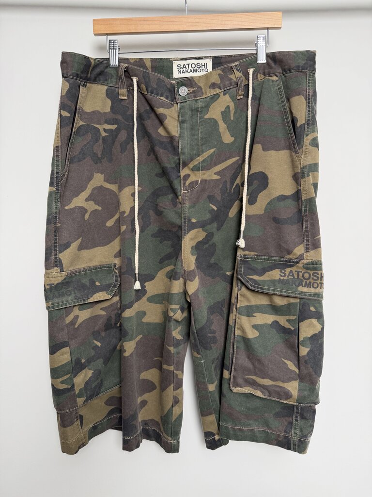 Pre-Owned Satoshi Nakamoto Camo Shorts Sz. XXL