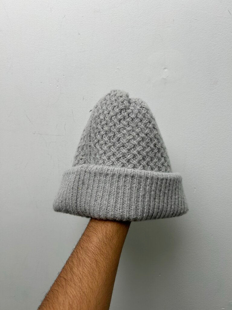 Preowned Chanel grey White Beanie