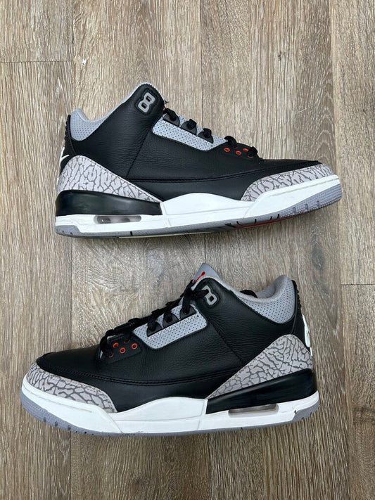 Preowned Jordan 3 Black cement Size 9