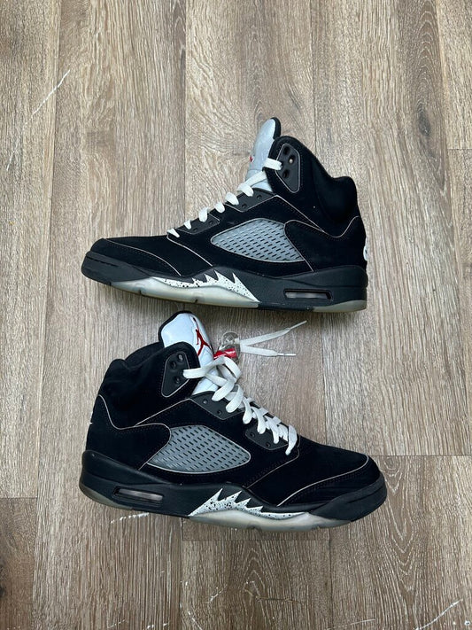 Preowned Jordan 5 Metallic Size 9