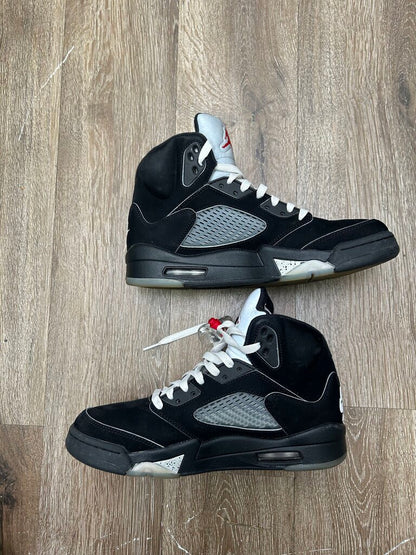 Preowned Jordan 5 Metallic Size 9