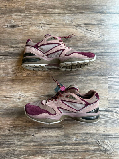 Preowned Louis Vuitton Hike Burgundy Sneaker size 9LV(11)