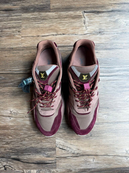 Preowned Louis Vuitton Hike Burgundy Sneaker size 9LV(11)