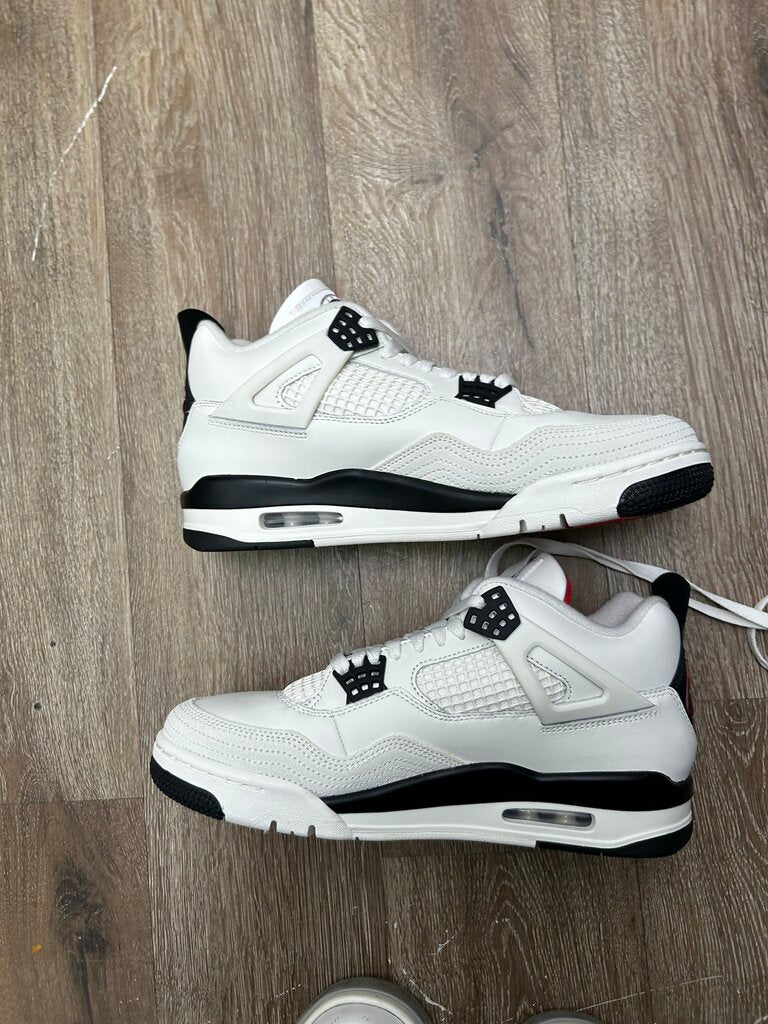 New Jordan 4 Flight Club Cream & Black sz.9.5