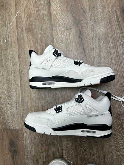 New Jordan 4 Flight Club Cream & Black sz.9.5