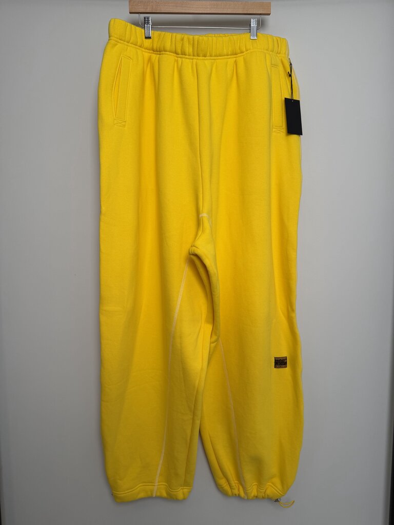 New GV Gallery Yellow Super Baggy Sweatpants size 2XL