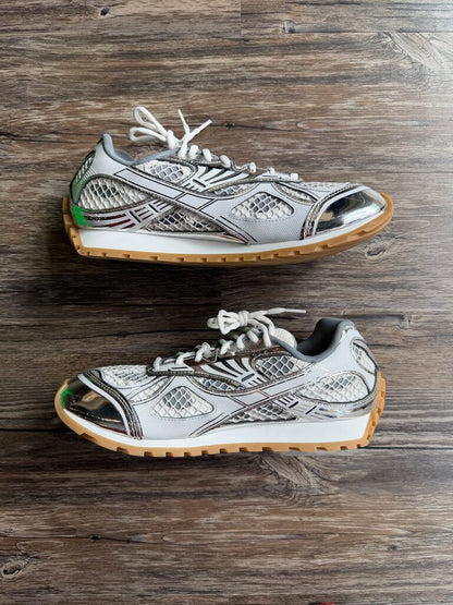 Preowned Bottega Orbit Metallic white size 44