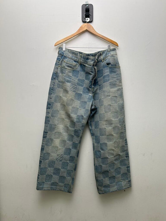 Preowned Louis Vuitton Damiere Lightwash Skate Denim sz.38( INSEAM CUT)