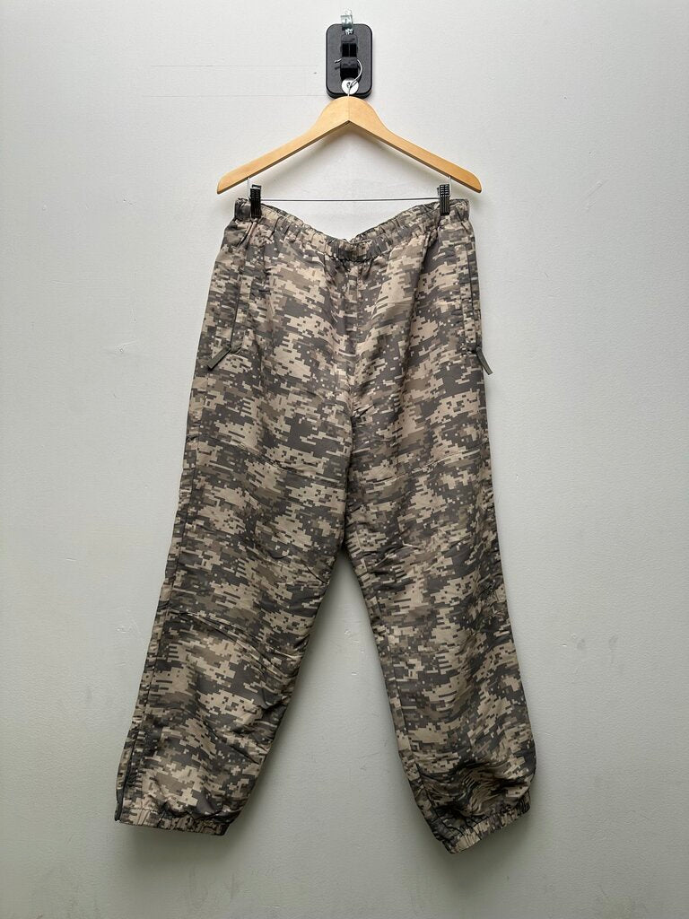 Preowned Stussy Digital Camo Swishy Pants Size XL