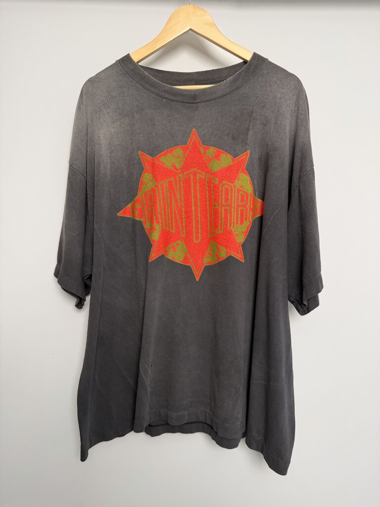 Preowned Saint Tears Grey Red Star Tee size 2XL
