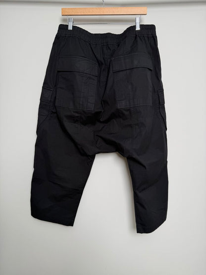 Preowned Rick Owens Cargo Black 3qtr Shorts size 44(XL/2XL)