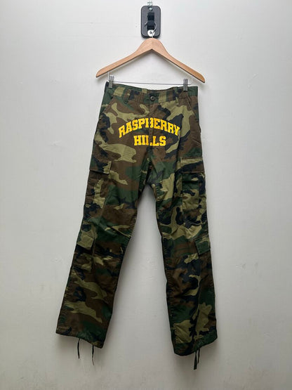 New GV Gallery Camo Yellow Raspberry Hills Cargo Pant sz.S