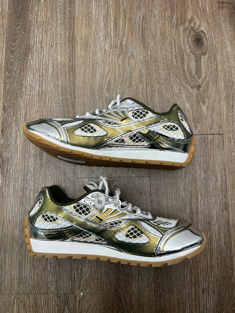 Preowned Bottega Orbit Olive Sz 44