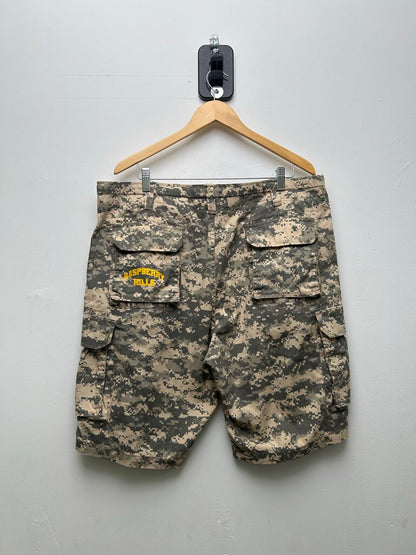 Preowned GV Gallery Digi Camo Raspberry Spellout Shorts Sz.Large