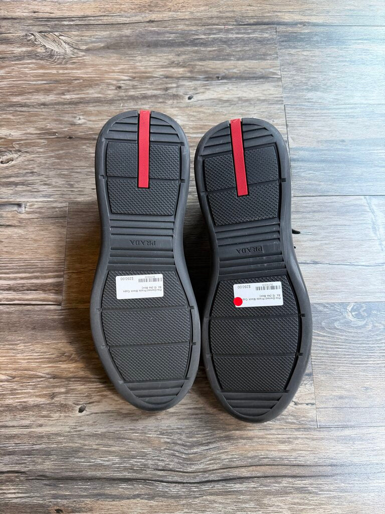 Pre-Owned Prada Black Cups Sz. 12 (No Box)