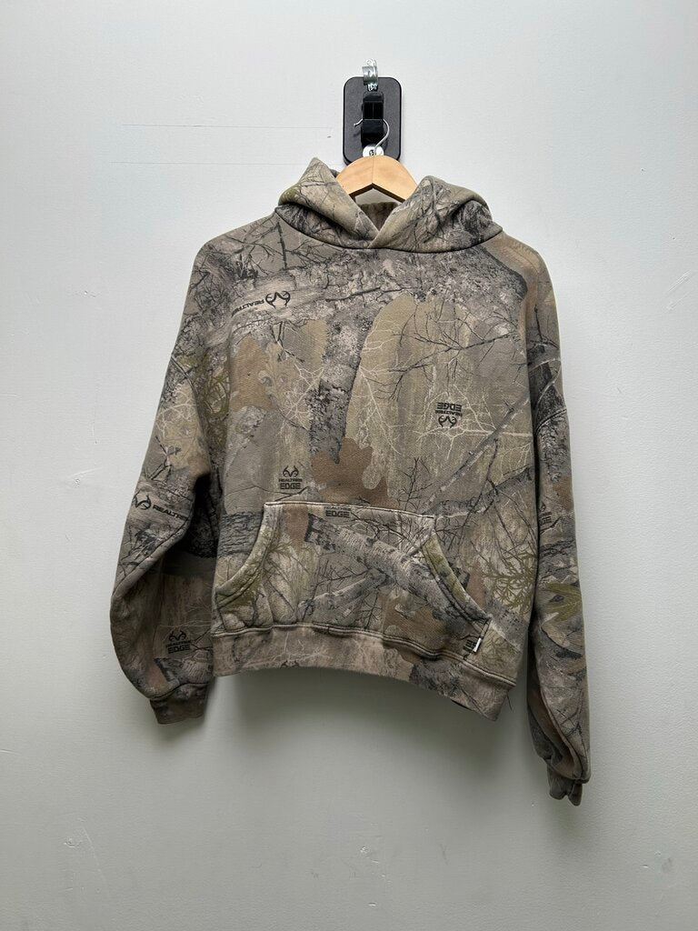 Preowned Akimbo Camo Hoodie Size Medium