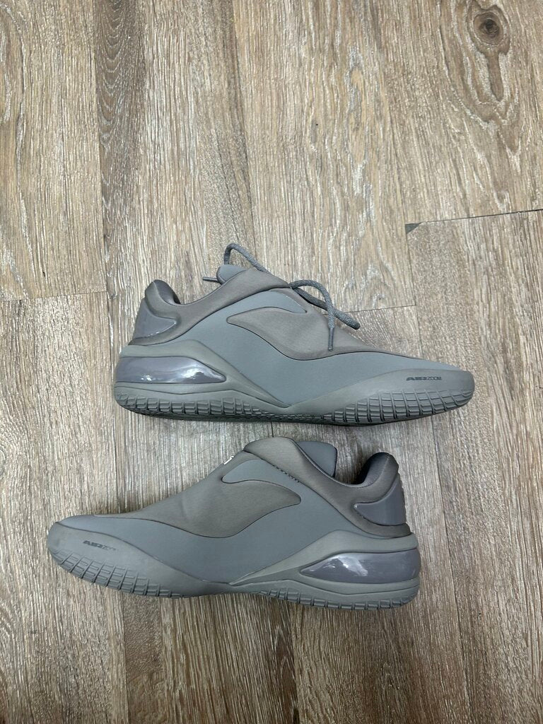 Preowned Sga 001 Ares Gray Size 10