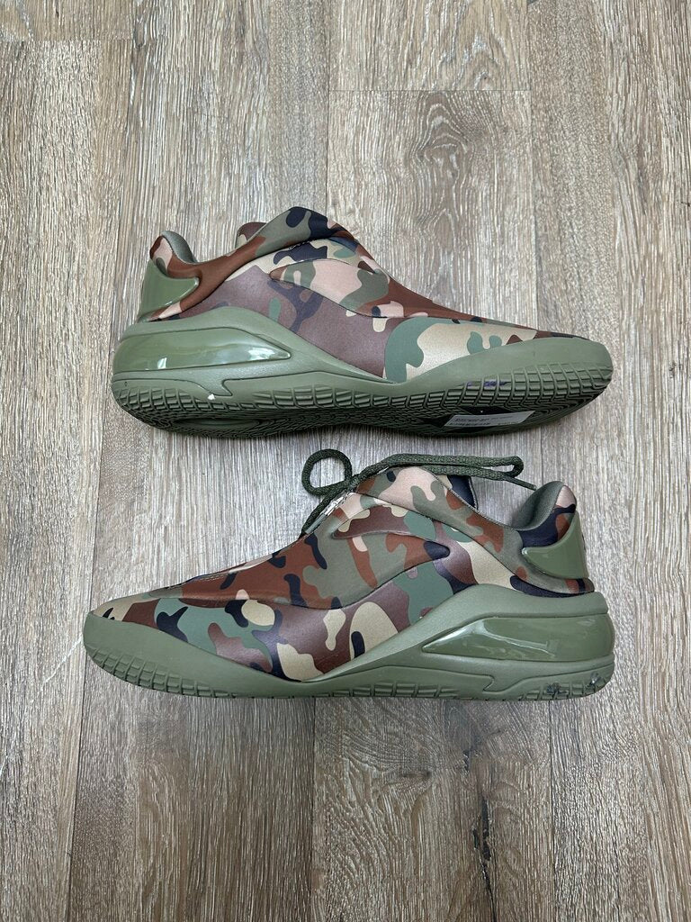 Preowned Sga 001 Camo Echo Size 10
