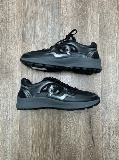 Preowned Chanel Terrain Black Size 40 (No Box)