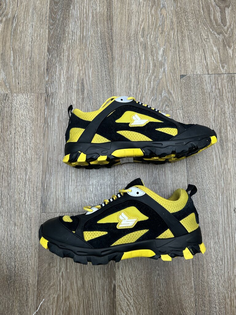 Preowned Sicko Hiking Shoe Yellow Size 9.5