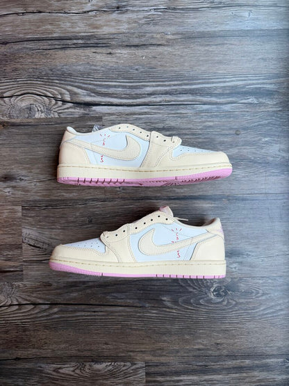 New Jordan 1 Travis Scott Shy Pink size 8.5