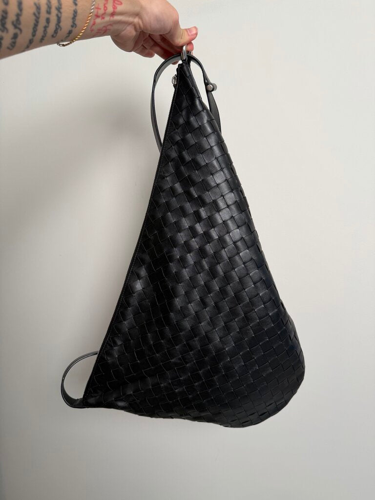 Preowned Bottega Veneta Virgule Black Sling Bag