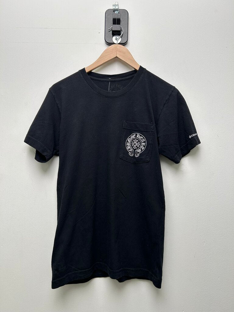 Preowned Chrome Hearts White Horseshoe Pocket Black Tee sz.S