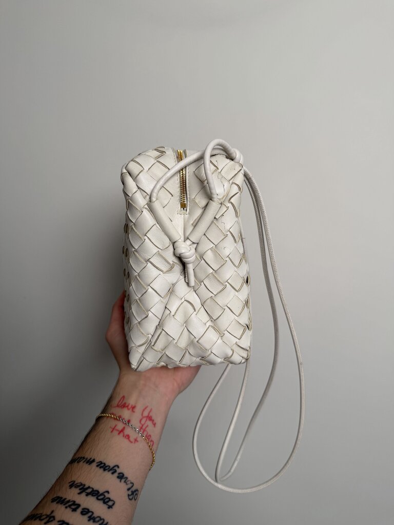 Pre-Owned Bottega Veneta Woven White Bag