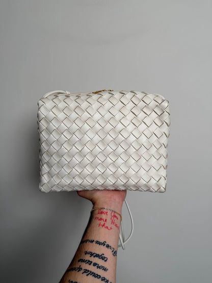 Pre-Owned Bottega Veneta Woven White Bag