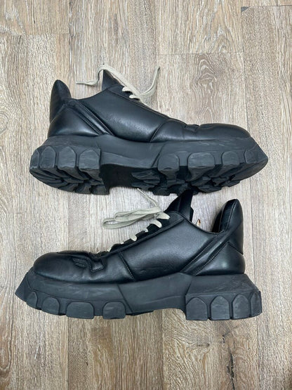 Preowned Rick Owens Bulldozer Black Leather Low Boot sz.44(NO BOX)