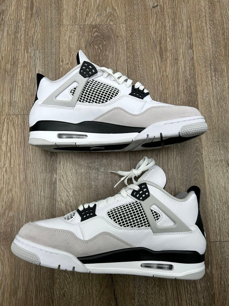 Preowned Jordan 4 Military Black Size 13