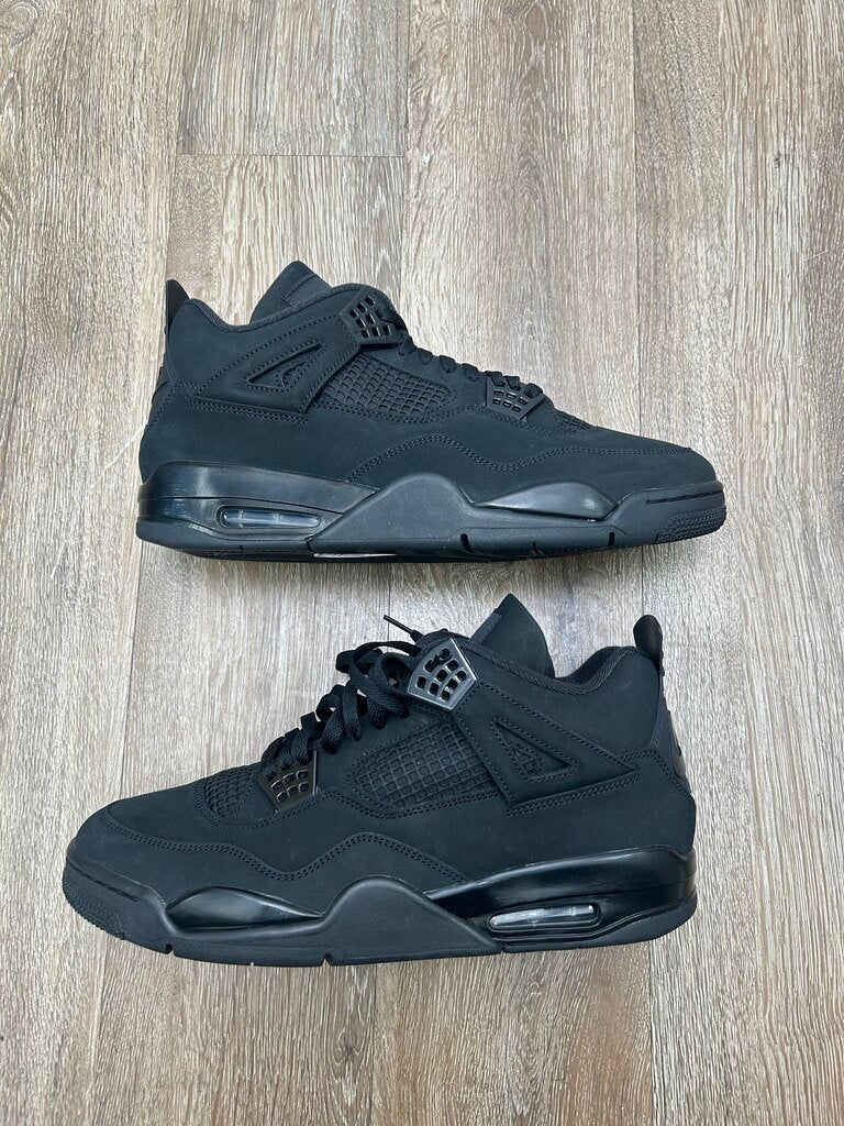New Jordan 4 Black cat Size 13