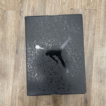 New Jordan 4 Black cat Size 13