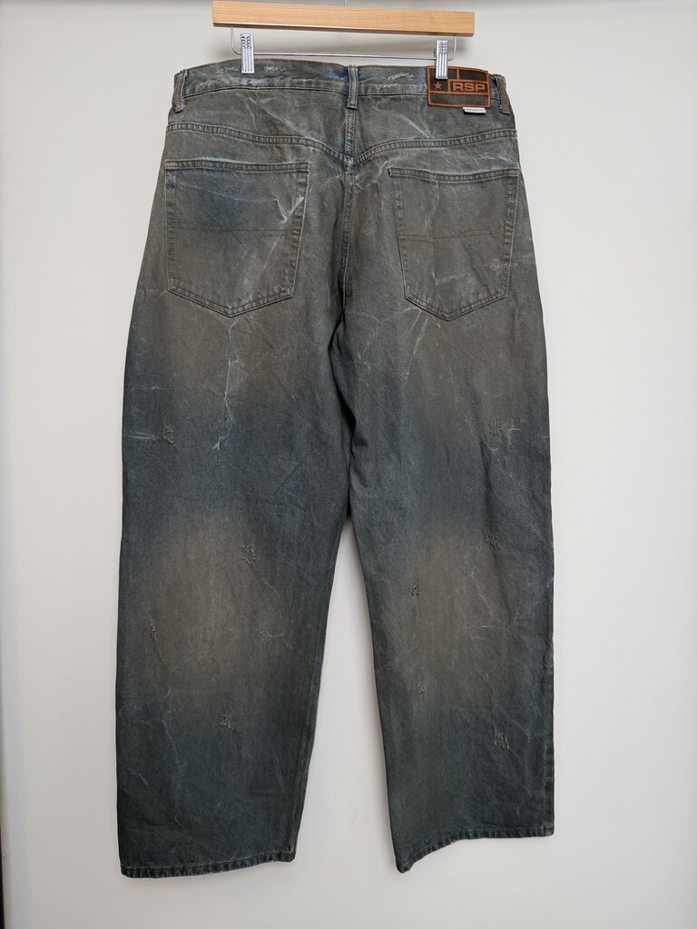 Pre-Owned GV Gallery Mudwash Denim Sz. XL