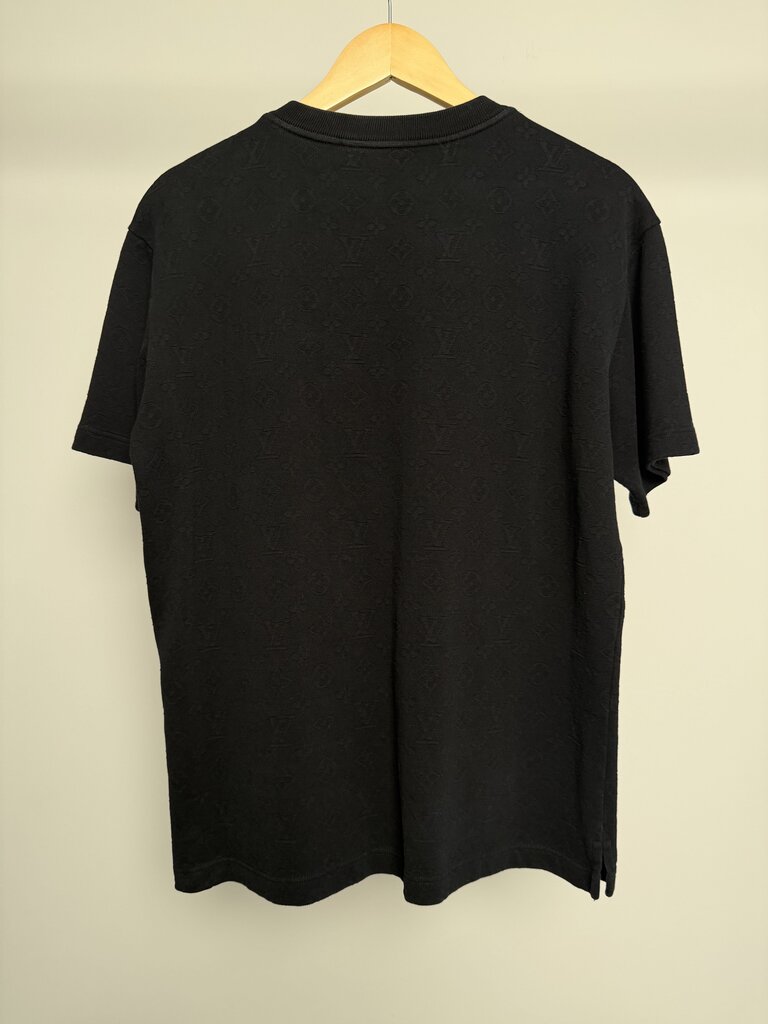 Preowned Louis Vuitton Embroidered Monogram Pocket Black Tee size M