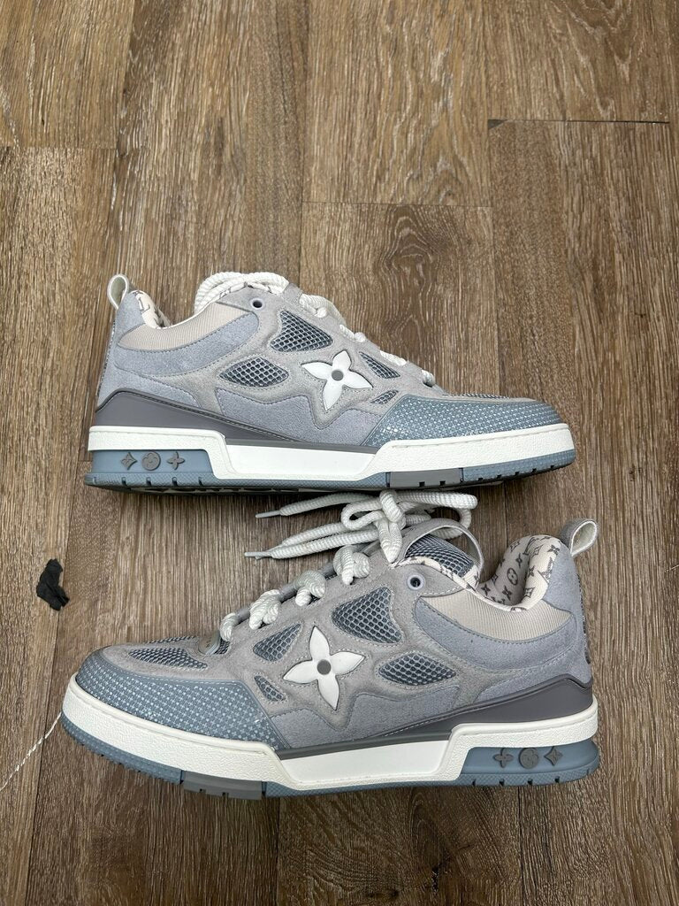 Preowned Louis Vuitton Skate Blue Grey Suede Size 9LV (11M)