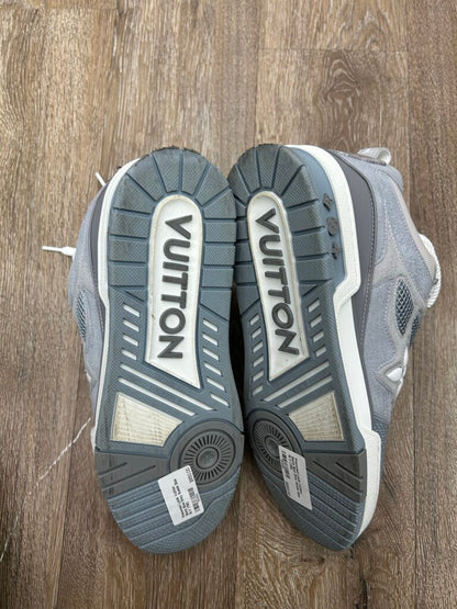 Preowned Louis Vuitton Skate Blue Grey Suede Size 9LV (11M)