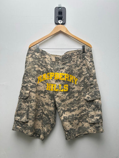 New Gv Gallery Digital Camo Raspberry Shorts Sized Large