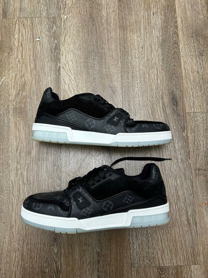 Preowned Louis Vuitton Black Monogram Leather Ice Bottom Trainers sz.8LV(10M)