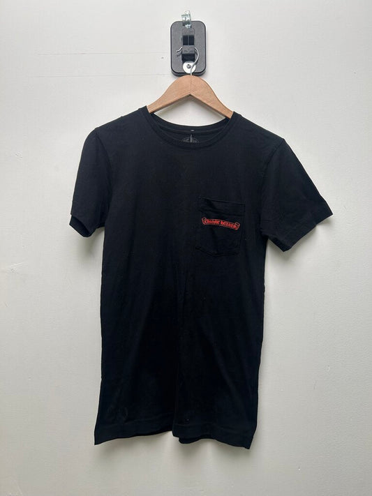 Preowned Chrome Hearts Black Horseshoe Red Scroll Black Tee sz.S
