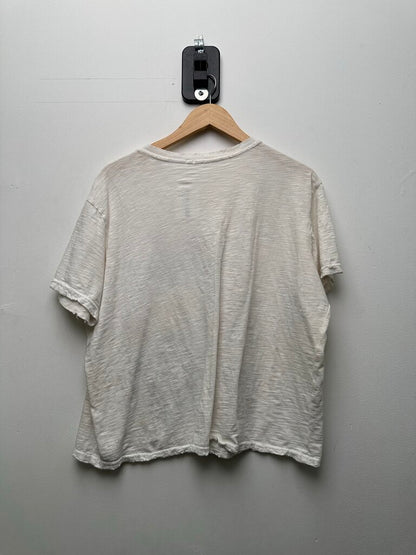 Preowned Gv Gallery White Raspberry Basketball Tee Sz.Medium