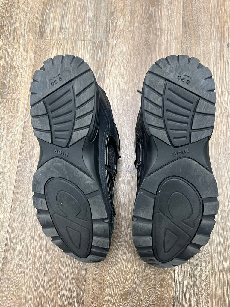 Preowned Dior B30 Black On Black Sz.45