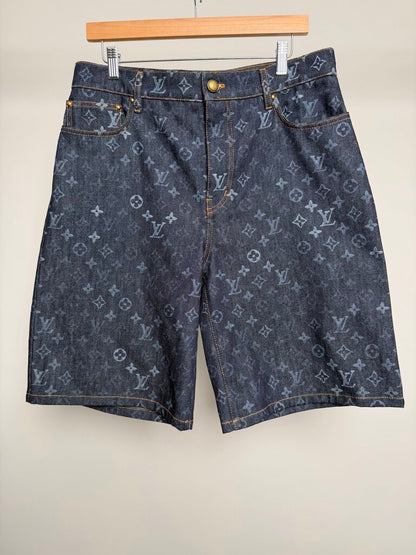 Preowned Louis Vuitton Monogram Faded Logo Denim Shorts size 30