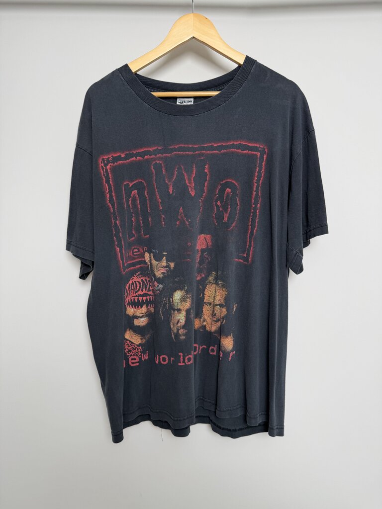 1998 NWO Black Red Tee size XL/2XL