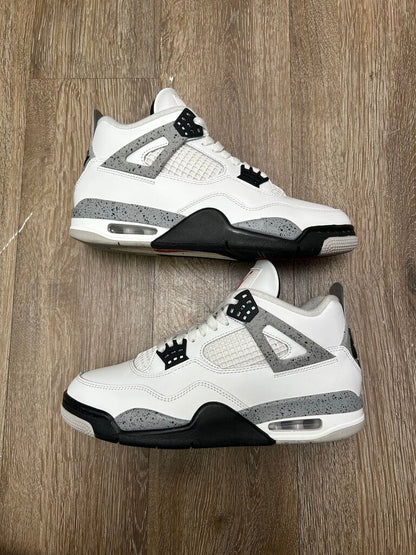 Preowned Jordan 4 White Cement 2025 sz.8