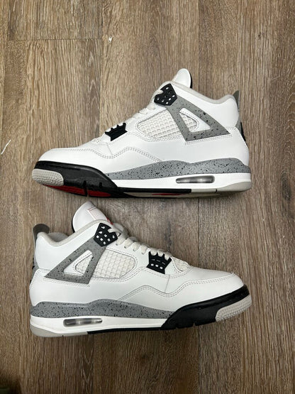 Preowned Jordan 4 White Cement 2025 sz.8