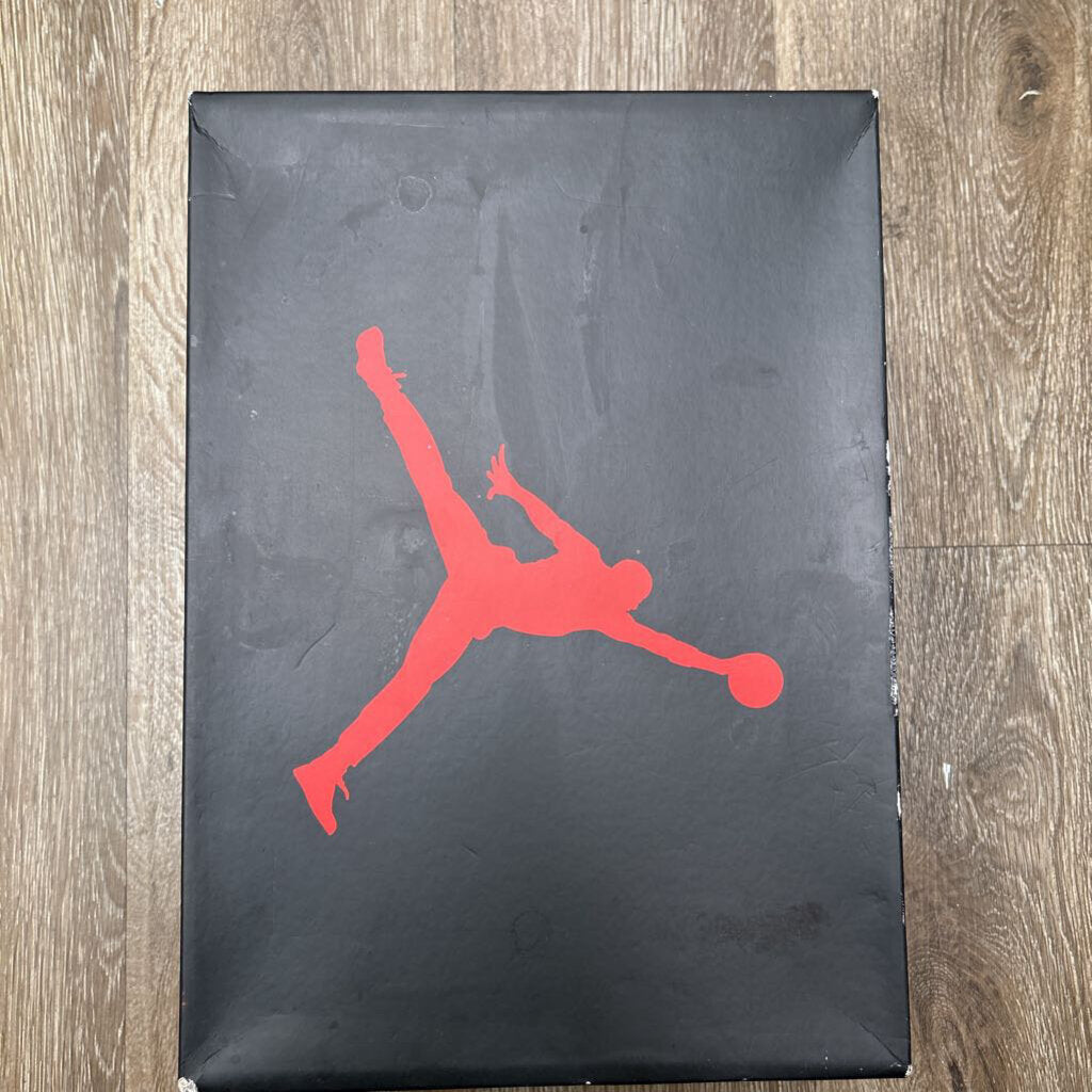 Preowned Jordan 3 Black Cement 2025 sz.8