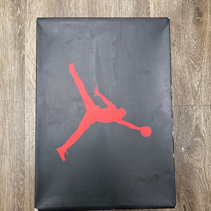 Preowned Jordan 3 Black Cement 2025 sz.8