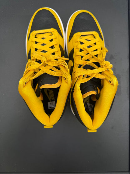 Preowned Nike Wutang Black Yellow Dunk High sz.8